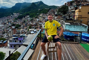 Favela da Rocinha (BIGGEST IN BRASIL) with a Local Guide