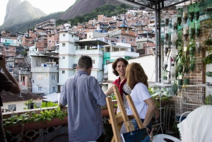 Favela Santa Marta: Walking Tour with local guide