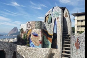 Favela Tour + The Maze Rio - by Alan Denis