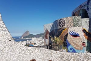 Favela Tour + The Maze Rio - by Alan Denis