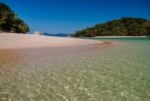 From Rio de Janeiro: Angra dos Reis Boat Trip with Lunch