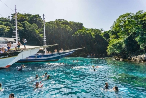 From Rio de Janeiro: Angra dos Reis Boat Trip with Lunch