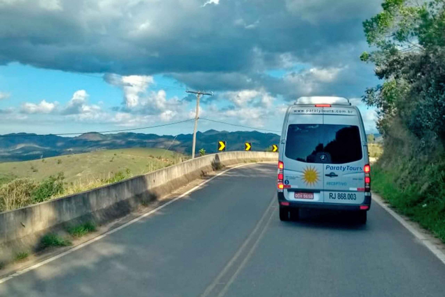 From Rio de Janeiro: Shuttle to/from Abraão on Ilha Grande