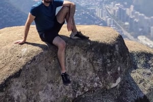 HIKE IN PEDRA DA GÁVEA
