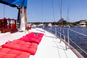 Morning Sailing Tour in Rio