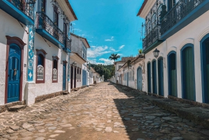 Paraty: Historic Centre Walking Tour & Cachaça Tasting