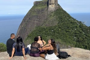 Pedra Bonita Hike, Boat Tour Ilha da Gigóia and Drink