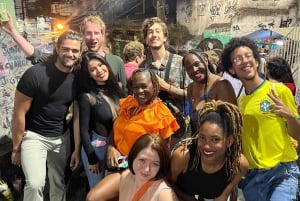 Pedra do Sal: Live Samba Night with Local Guide & Drink