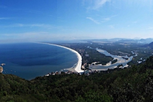 Pedra do Telégrafo Hike and Beach Full-Day Tour