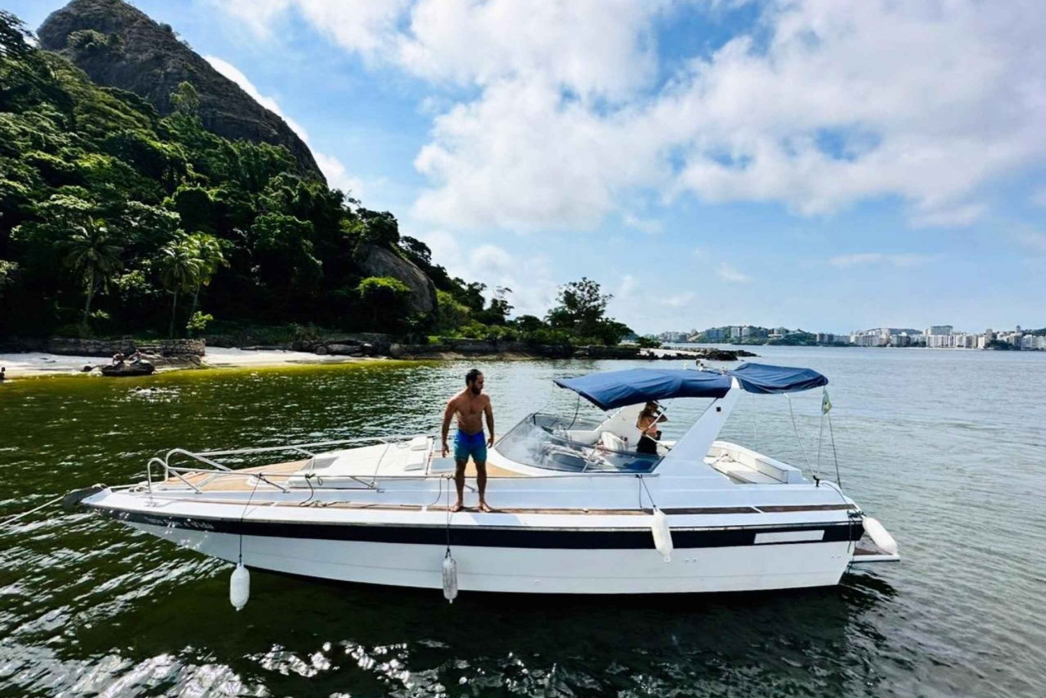 Private speedboat tour in Rio de Janeiro