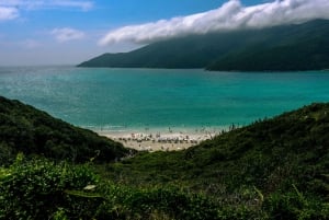 Rio: Arraial do Cabo Trip with Boat Tour with Lunch