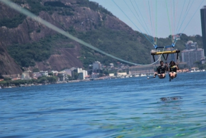 Rio de Janeiro: 2-Hour Boat Trip with Parasailing
