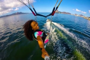 Rio de Janeiro: 2-Hour Boat Trip with Parasailing