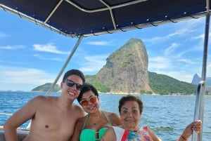 Rio de Janeiro: 2-Hour Boat Trip with Parasailing