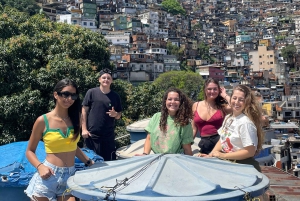 Rio de Janeiro: 3-hour tour of the Rocinha Favela with a local guide
