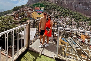 Rio de Janeiro: 3-hour tour of the Rocinha Favela with a local guide