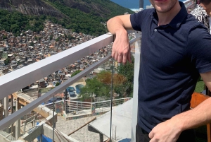 Rio de Janeiro: 3-hour tour of the Rocinha Favela with a local guide