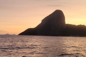 Rio de Janeiro: 3 hours Shared Catamaran Sailing Tour