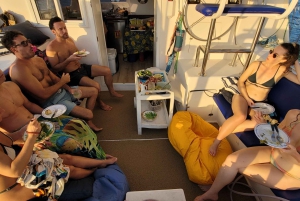 Rio de Janeiro: 3 hours Shared Catamaran Sailing Tour