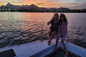 Rio de Janeiro: 3 hours Shared Catamaran Sailing Tour