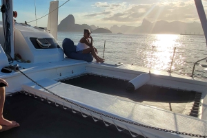 Rio de Janeiro: 3 hours Shared Catamaran Sailing Tour