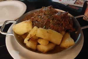 Rio de Janeiro: Barra da Tijuca Walk & Food Tour with Drinks
