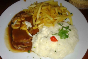 Rio de Janeiro: Barra da Tijuca Walk & Food Tour with Drinks