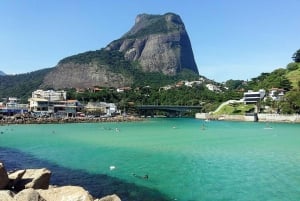 Rio de Janeiro: Boat Tour of Barra, Amores, and Islands Beaches