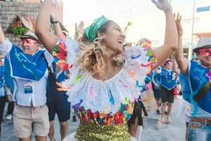 Rio de Janeiro: Carnaval Backstage Tour and Samba Class