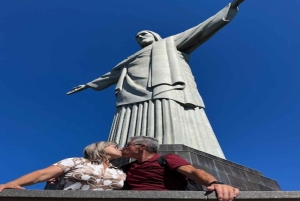 Rio de Janeiro: Christ the Redeemer & Sugarloaf Tour by car