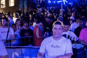 Rio de Janeiro: Favela Funk Party Tour with Local Guide