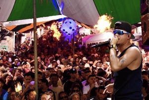 Rio de Janeiro: Favela Funk Party Tour with Local Guide