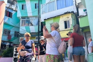 Rio de Janeiro: Favela Santa Marta Top Tour with Local Guide