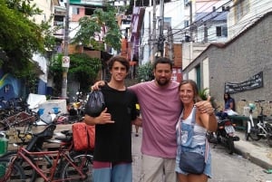 Rio de Janeiro: Favela Santa Marta Top Tour with Local Guide