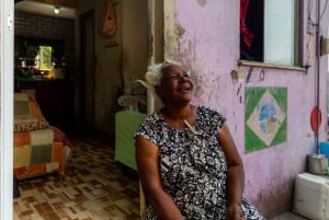 Rio de Janeiro: Favela Santa Marta Top Tour with Local Guide