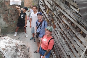 Rio de Janeiro: Favela Santa Marta Tour with Resident Guide