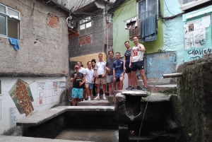 Rio de Janeiro: Favela Santa Marta Tour with Resident Guide