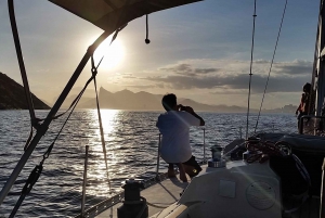 Rio de Janeiro: Guanabara Bay Sunset Sailing Tour & Drinks