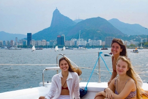 Rio de Janeiro: 3 hours Shared Catamaran Sailing Tour