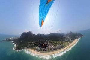 Rio de Janeiro: Paragliding experience at Pedra Bonita