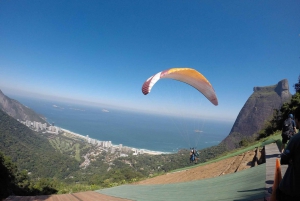 Rio de Janeiro: Paragliding with Hotel Pick-up & Drop-off