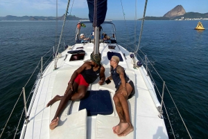 Rio de Janeiro: Private sailing experience in the Marvelous City!