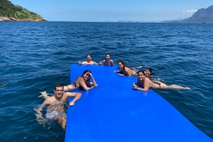Rio de Janeiro: Private Speedboat Tour - Up to 12 people!