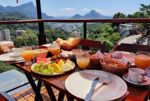 Rio de Janeiro: Rocinha Favela Walking Tour with Local Guide