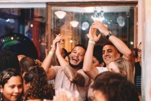 Rio de Janeiro: Samba Night Private Tour with locals in Lapa