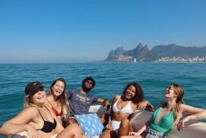 Rio de Janeiro: SpeedBoat Tour - Beach Tour with Beer