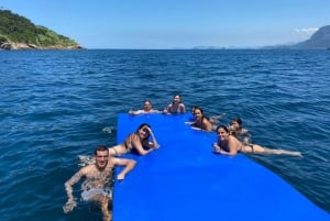 Rio de Janeiro: SpeedBoat Tour - Beach Tour with Beer