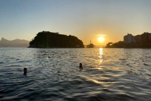 Rio de Janeiro: Speedboat Sunset Tour with Beer