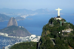 Rio de Janeiro: Sugar Loaf with Lunch and Helicopter Flight