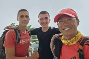 Rio De Janeiro: SUGARLOAF MOUNTAIN HIKE & CLIMB